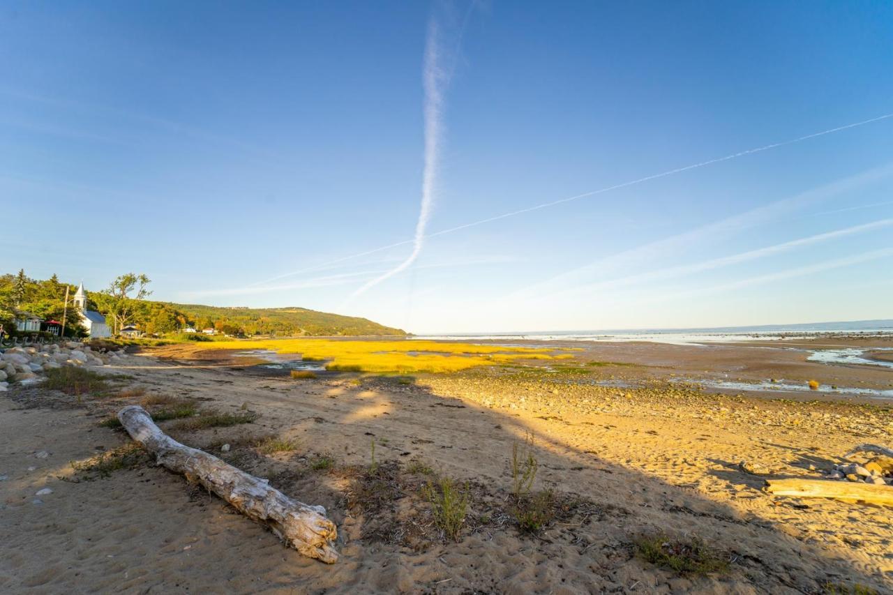 Auberge De La Rive De Charlevoix - Auberge De Jeunesse Familiale Pour Voyageurs De Tous Ages Saint-Joseph-de-la-Rive المظهر الخارجي الصورة